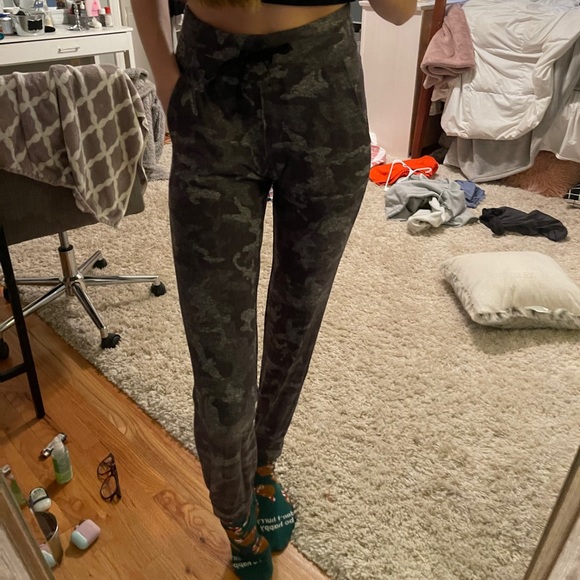 Rulu Jogger Grey Camo 